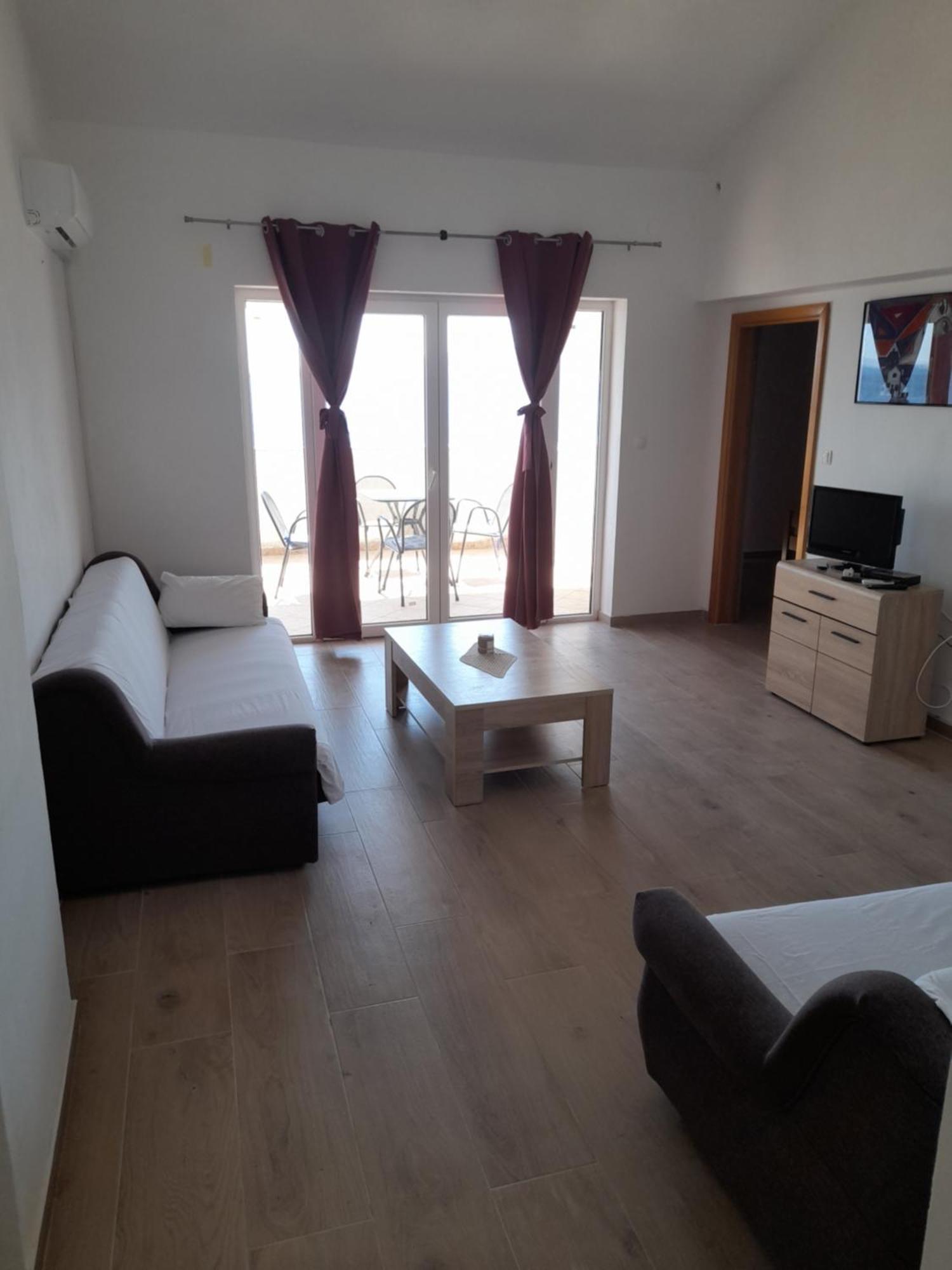 Apartments Radica Senj  Luaran gambar