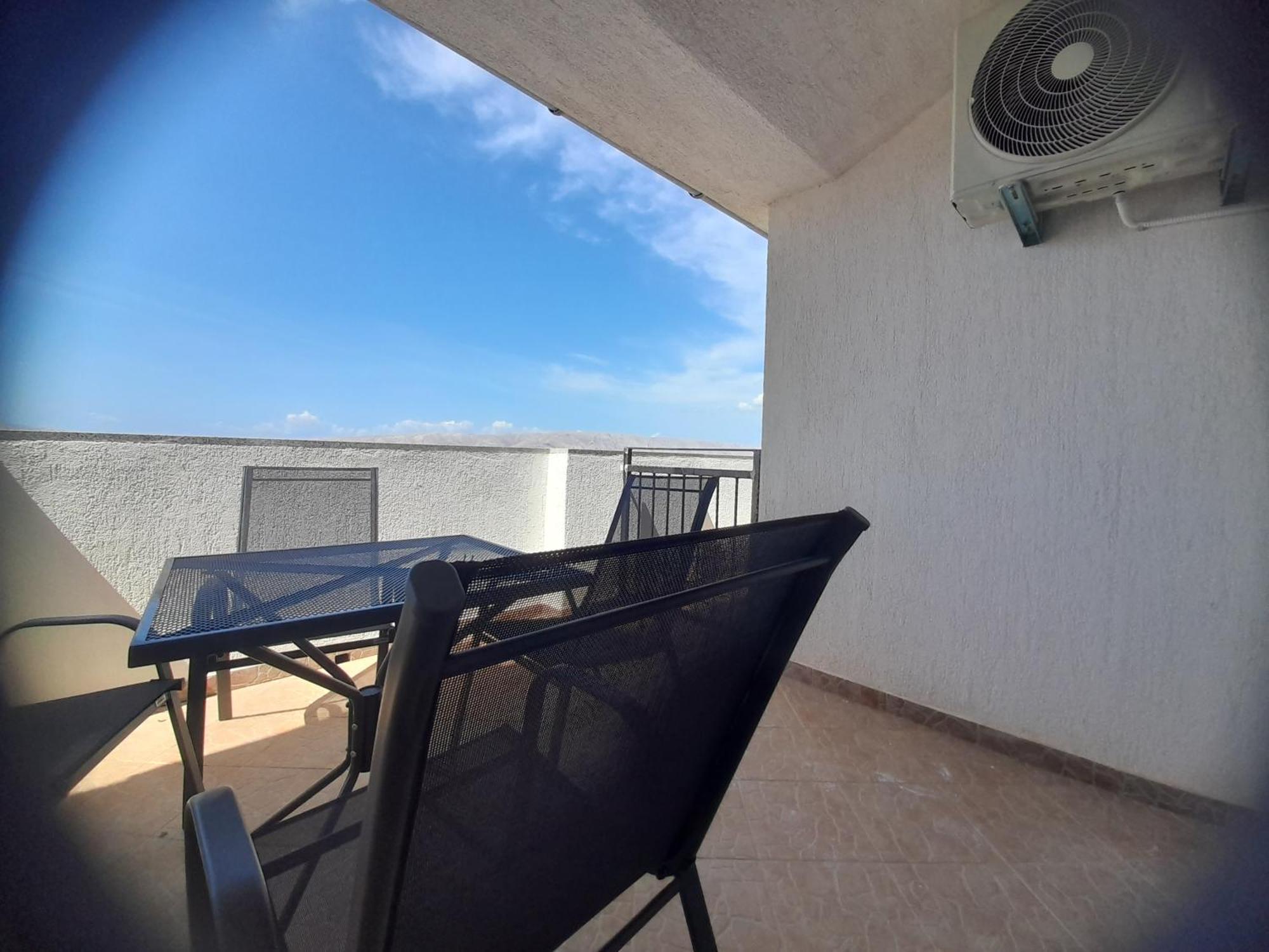Apartments Radica Senj  Luaran gambar